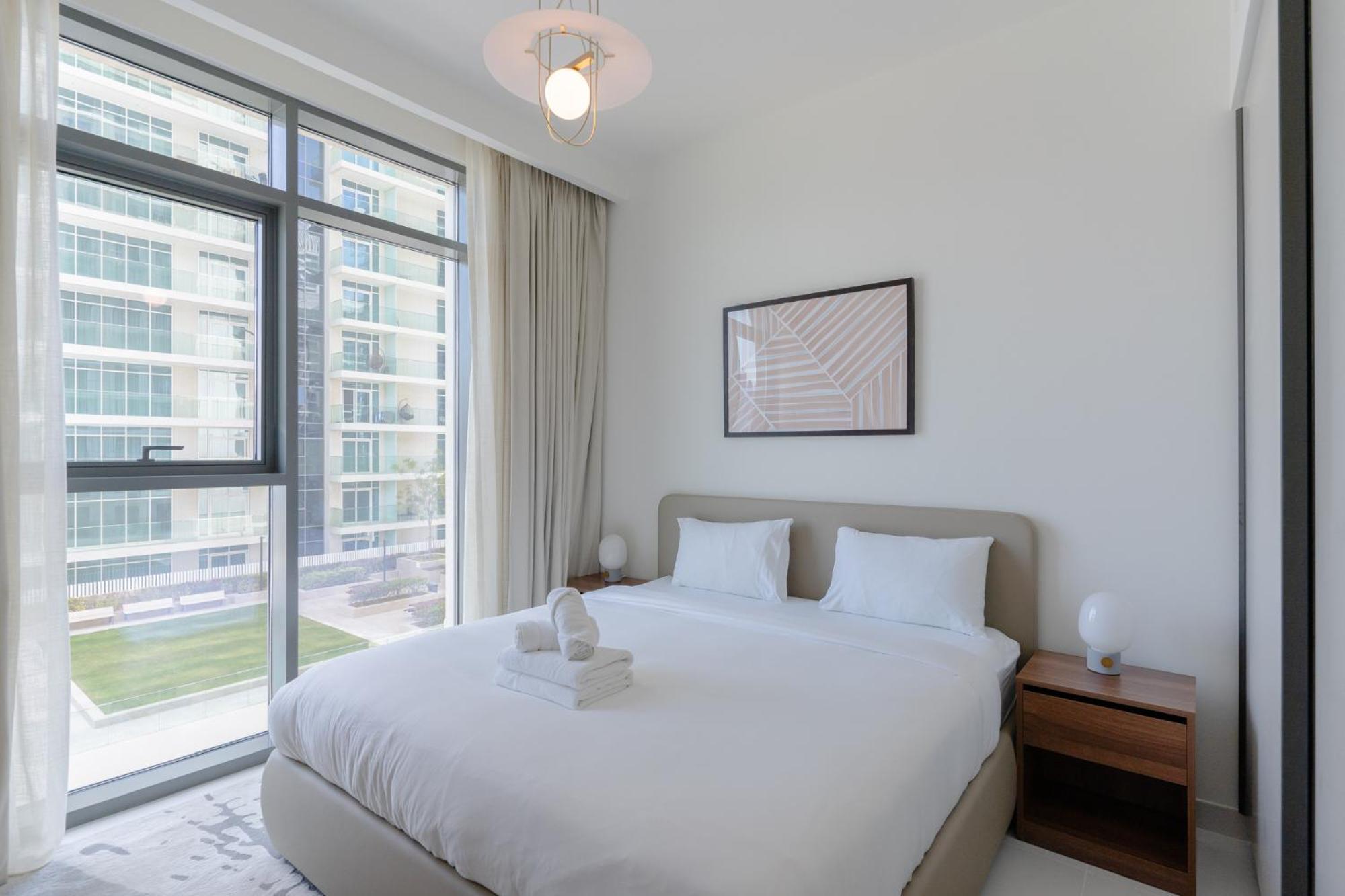 Apartment Spacious 3 Bedroom L Beachfront L Best Lay Out *