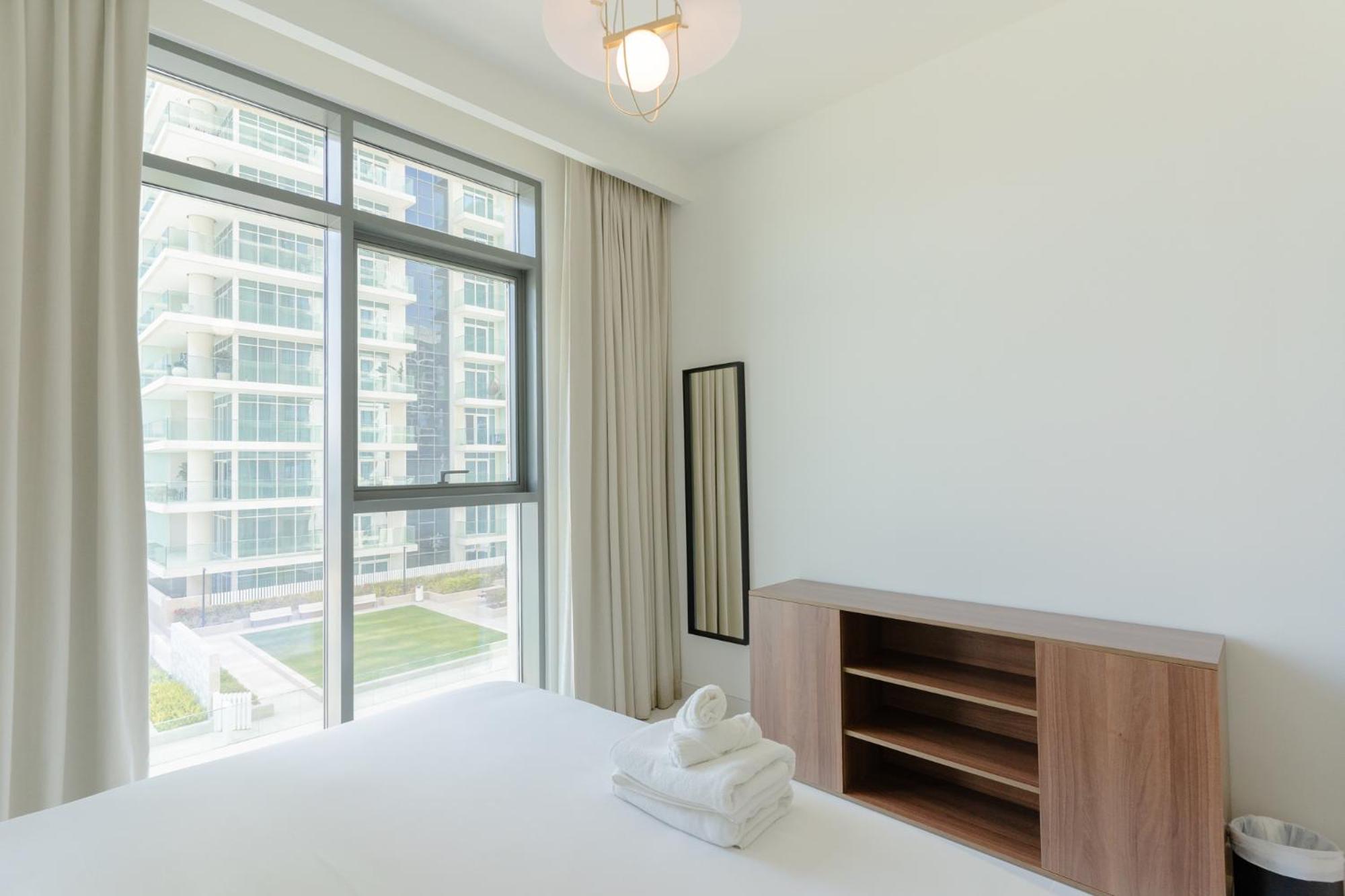 Apartment Spacious 3 Bedroom L Beachfront L Best Lay Out
